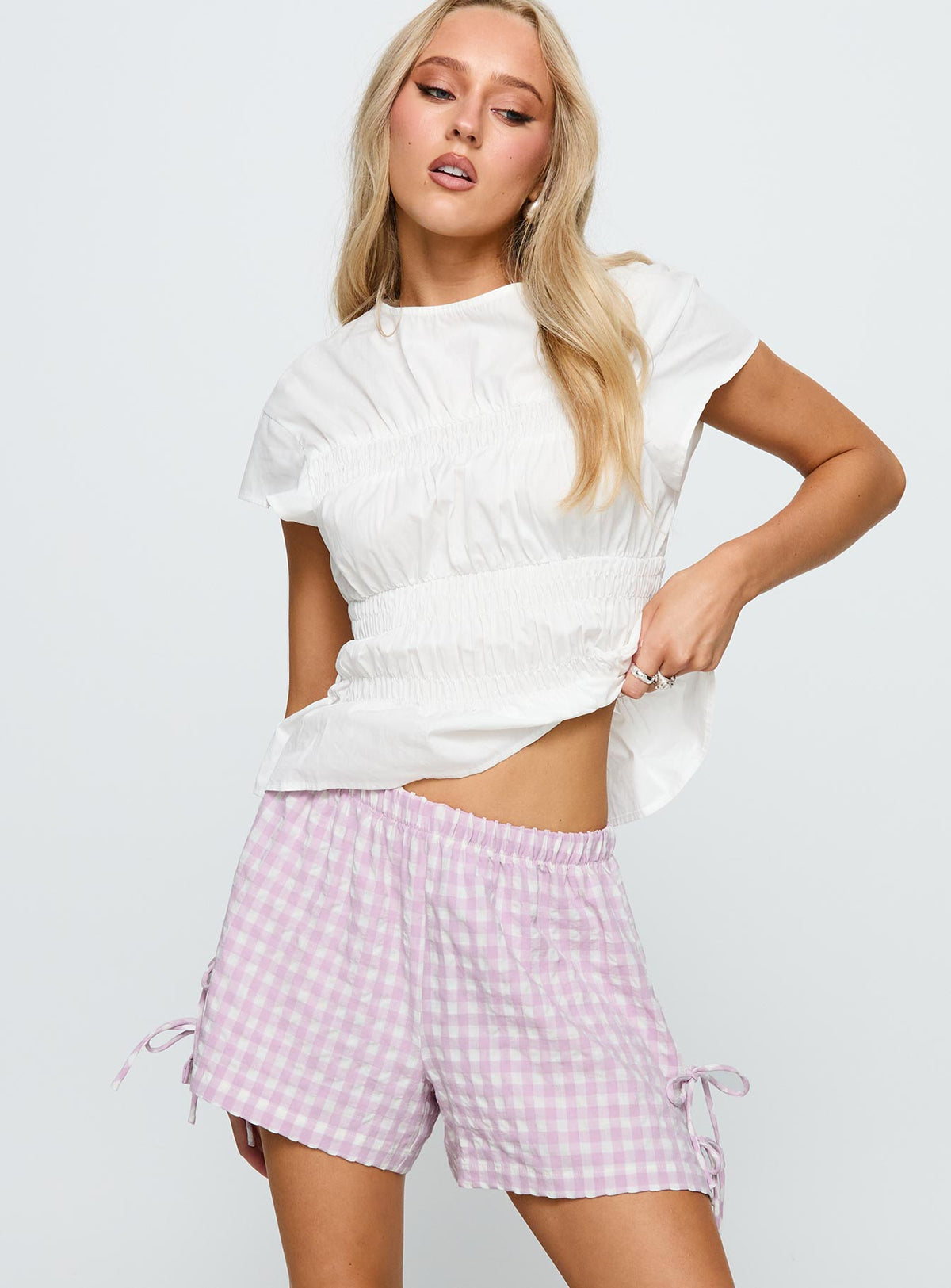 Bubbia Tie Up Shorts Purple / White