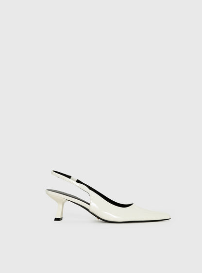 Billini Ayla Pointed Toe Heels Bone