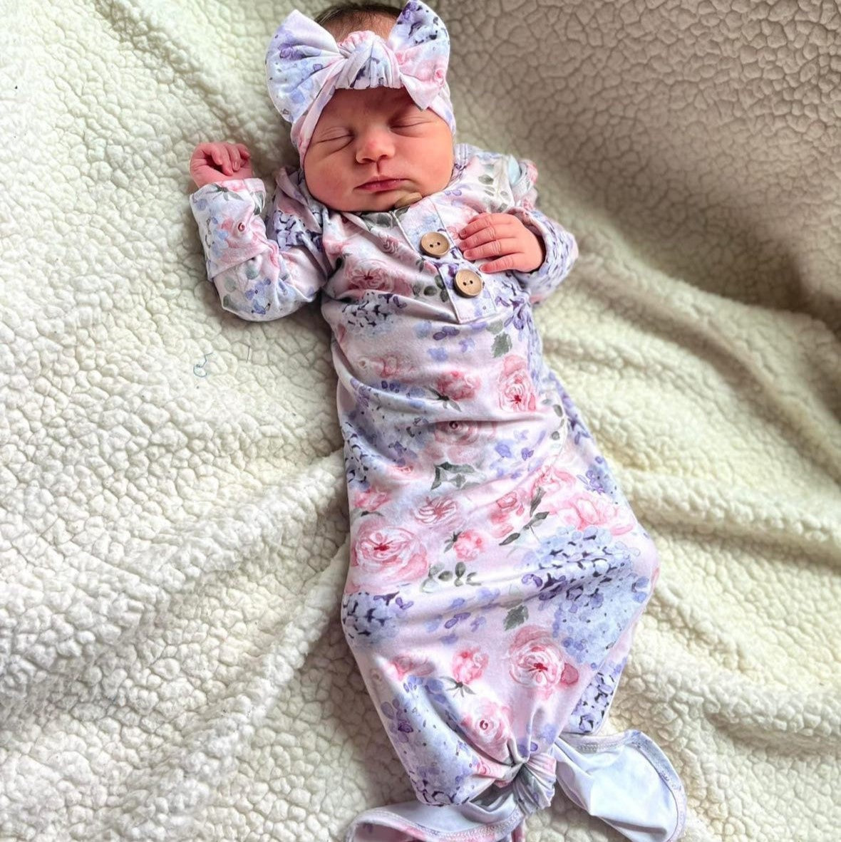 Henlee's Hydrangea Newborn Baby Knot Gown & Hat Set