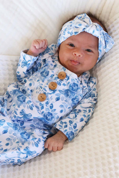 Betsy's Blooms Newborn Baby Knot Gown & Hat Set