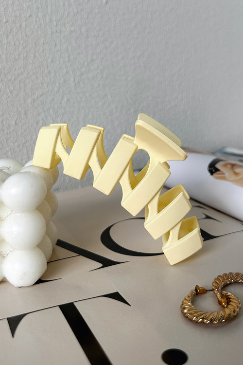 Issy Claw Clip - Yellow