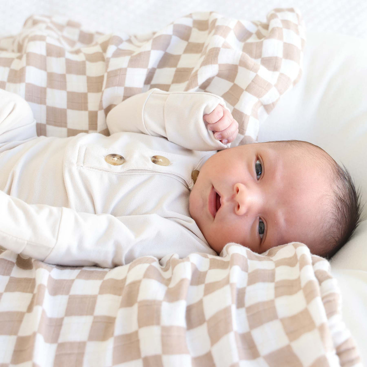 2pc Bamboo Button Top & Bottom | Eggshell