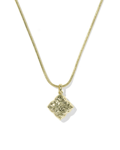 Kendra Scott Dira Pearl Gold Short Pendant Necklace in Freshwater Cultured Pearl Pearl Gold Pendant Necklace | Freshwater Pearl Medallion Necklaces