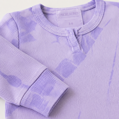 Ribbed Tonal Tie Dye Henley Romper in Lavender